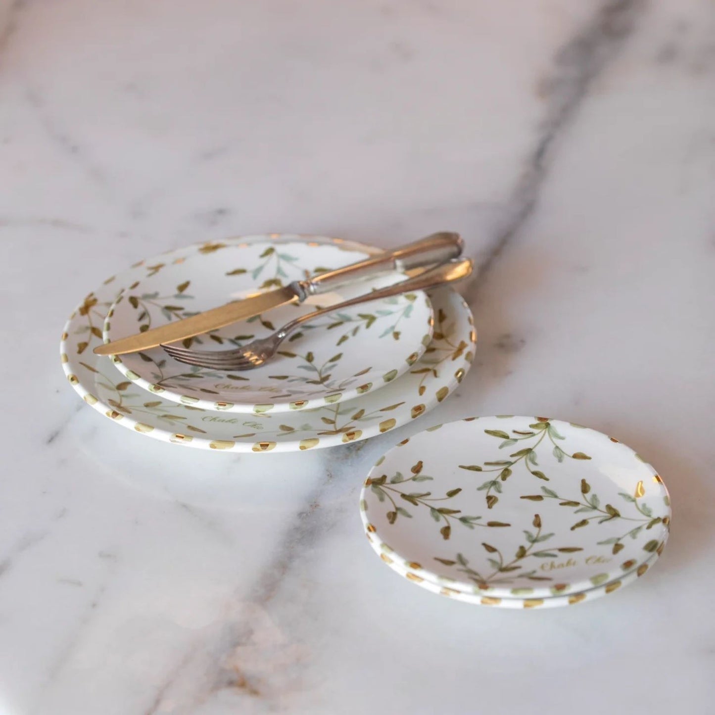Plates Gold Leaves Ceramic Set of 2