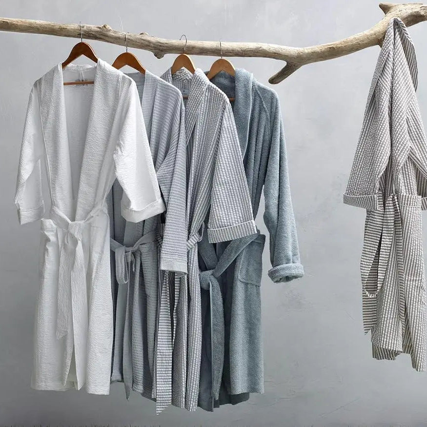 Robe Stripe Seersucker White Small Clothing Pieces