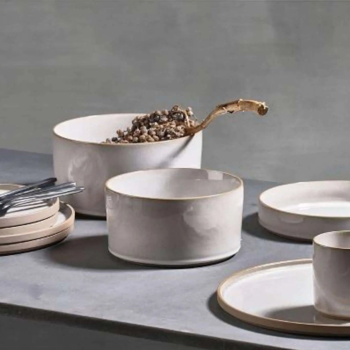 Serving Bowl Off white Stoneware Small - Pieces SA