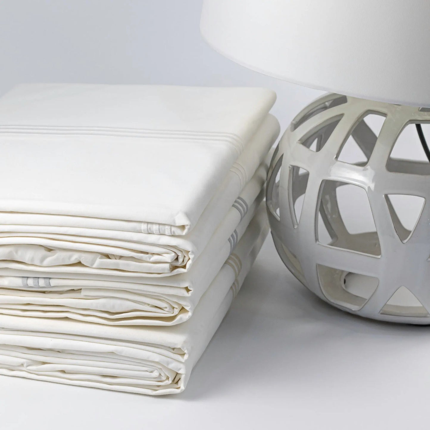 King Duvet White Triple Lined - Pieces SA