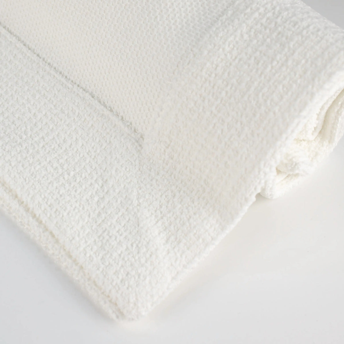 Tub Mat Como White - Pieces SA