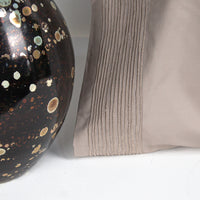 Load image into Gallery viewer, Kassatex Amphora Pillowcase Set
