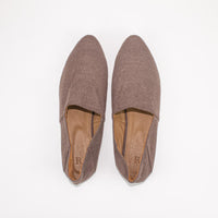 Load image into Gallery viewer, Mashta in Brown Wool
