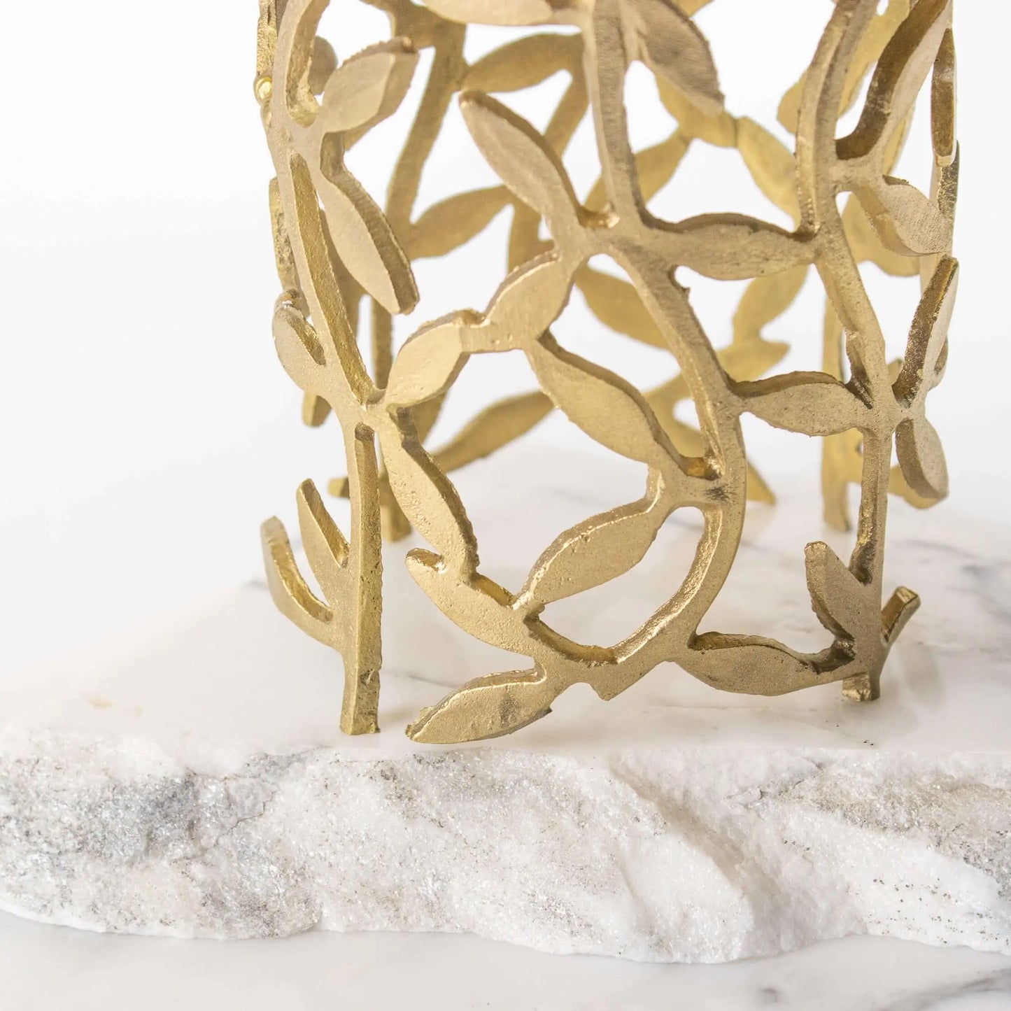 Platter Spring Stand Kamil Corporation