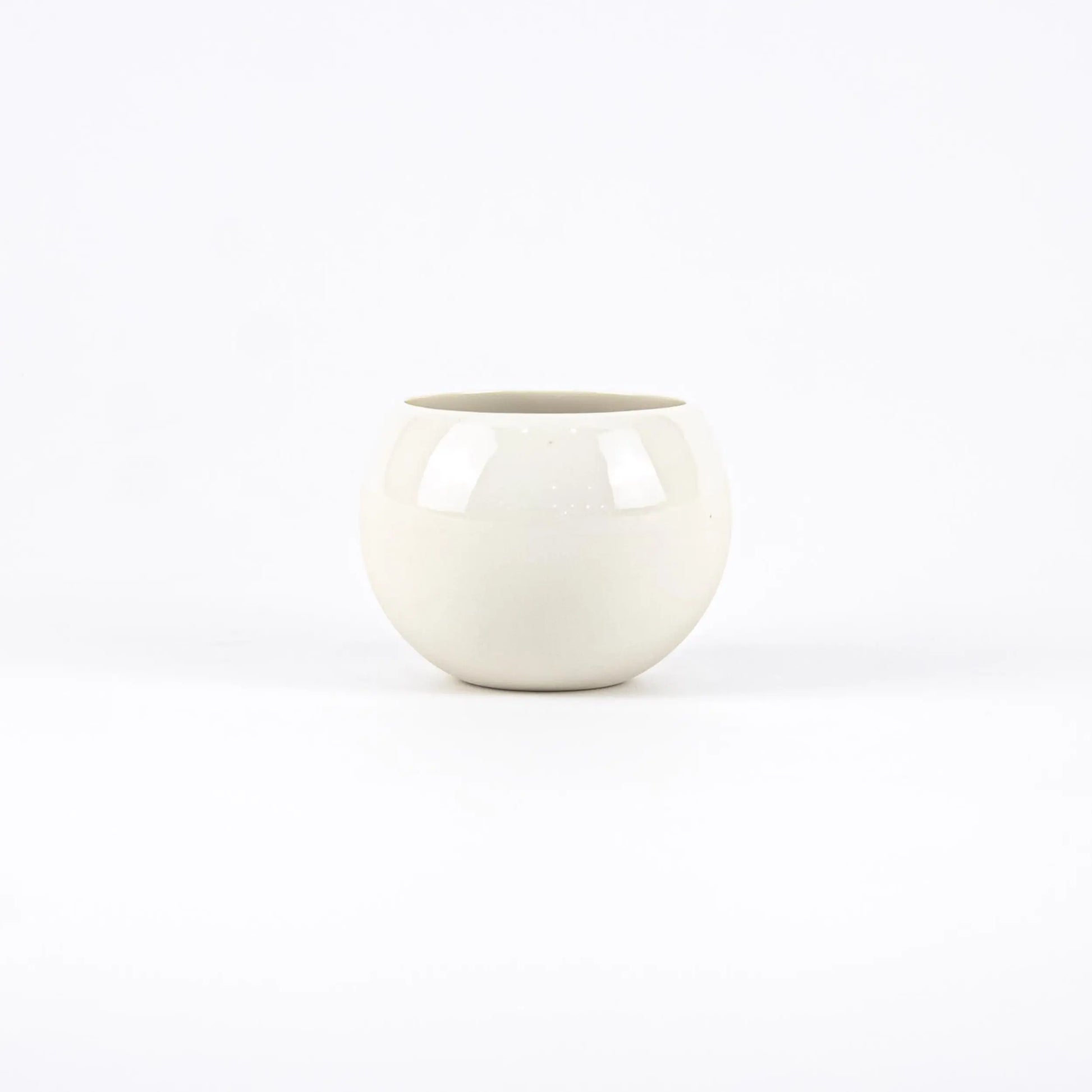 W.Light Porcelain Mug - Pieces SA