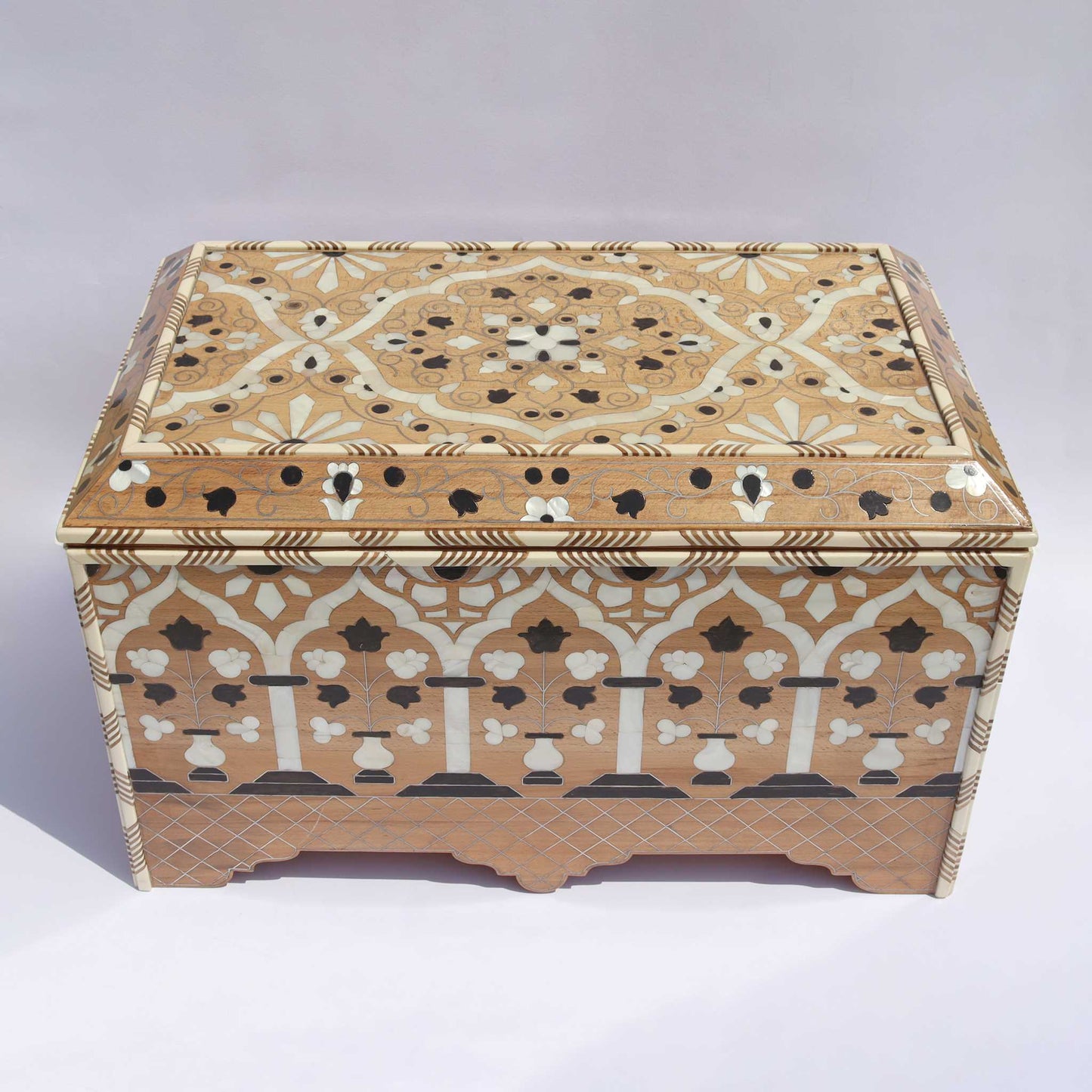 Sadaf Box Flowered Medium