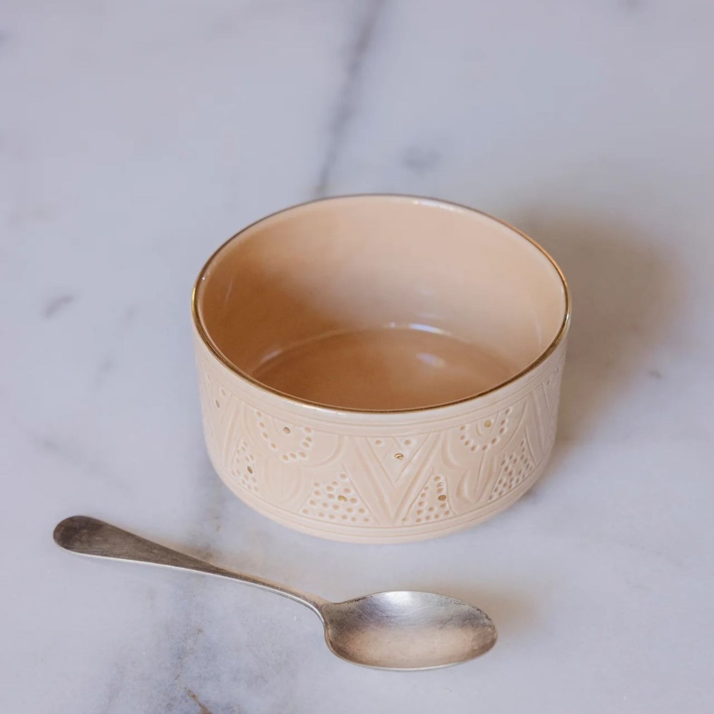 Straight Sided Ceramic Bowl Gold Impression