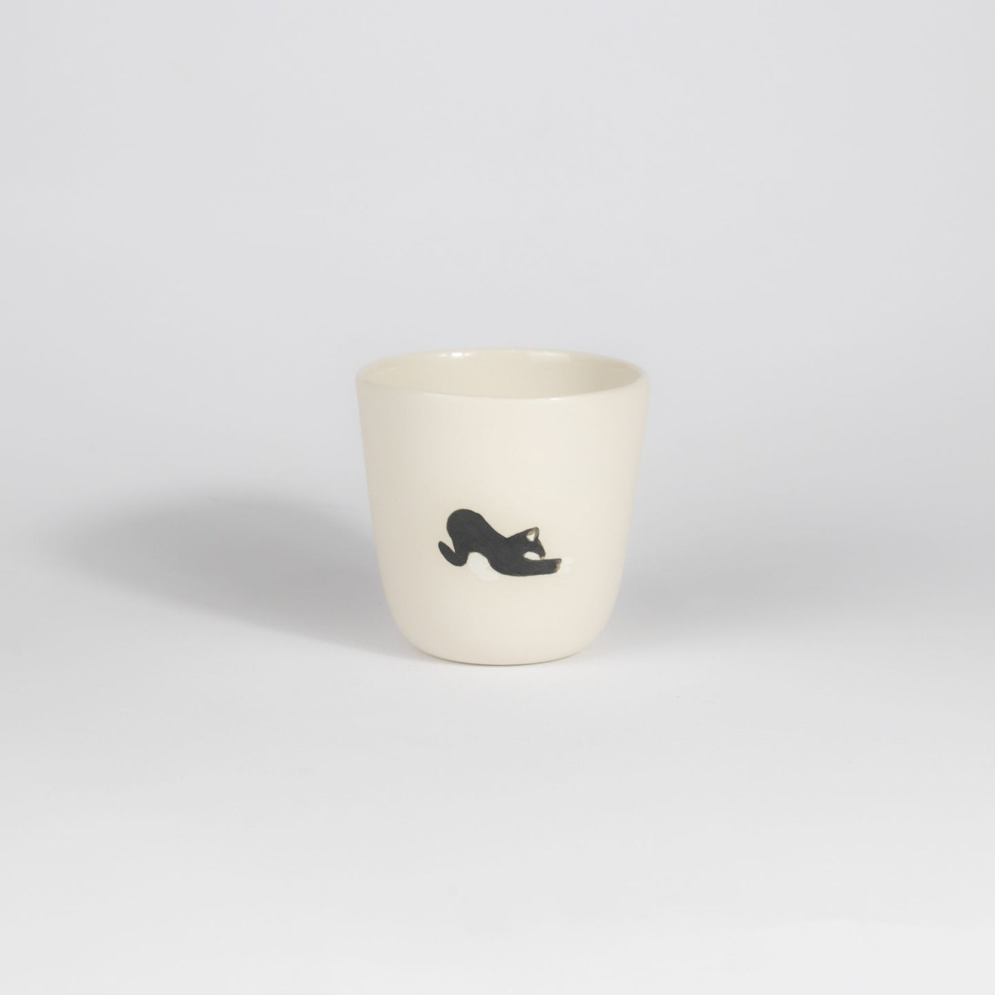 Black Tiger Medium Cup Beige