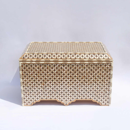 Sadaf Box Starred Medium