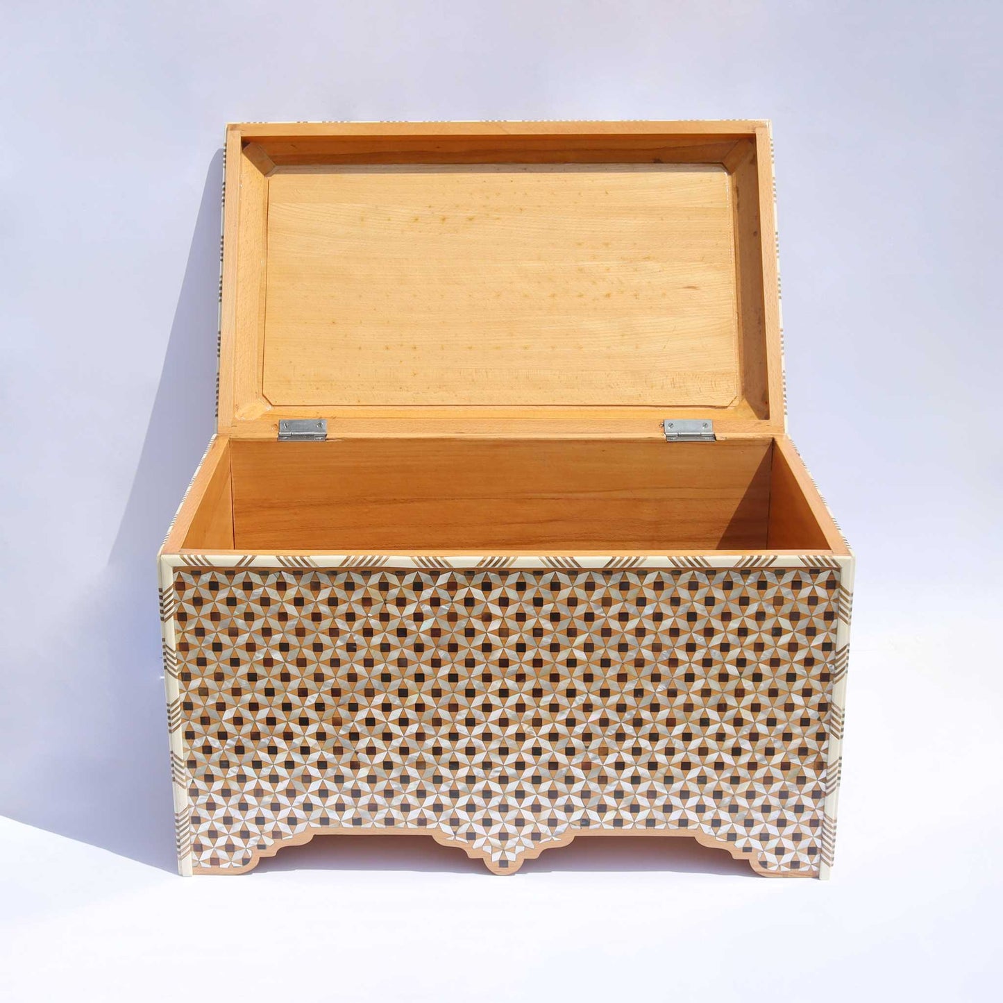 Sadaf Box Starred Medium