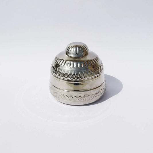 Box Camel Silver Engraved Halla