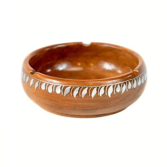 Round Ashtray with Engraved Sadaf Kanzaman