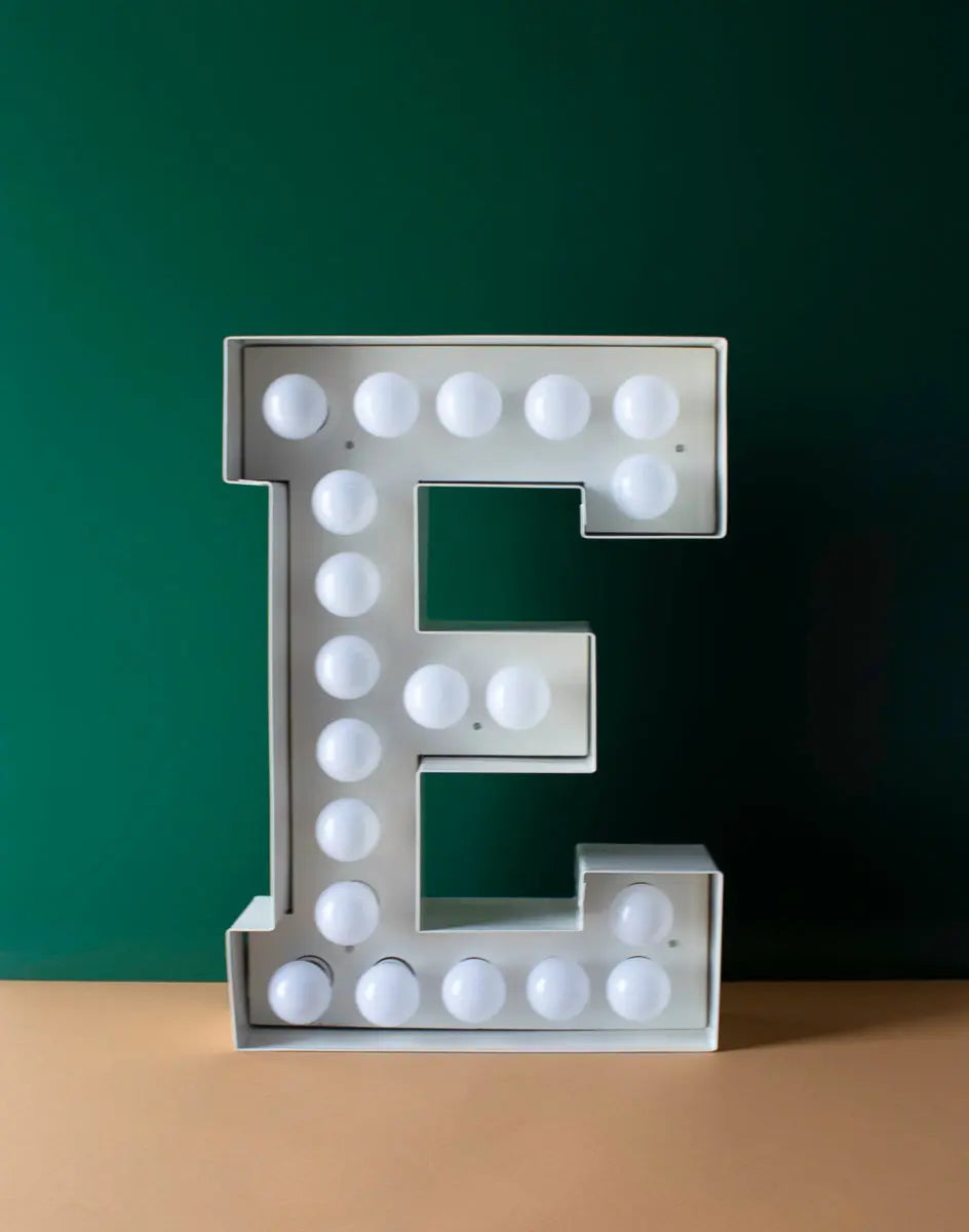 Vegaz Metal Letter E - Pieces SA