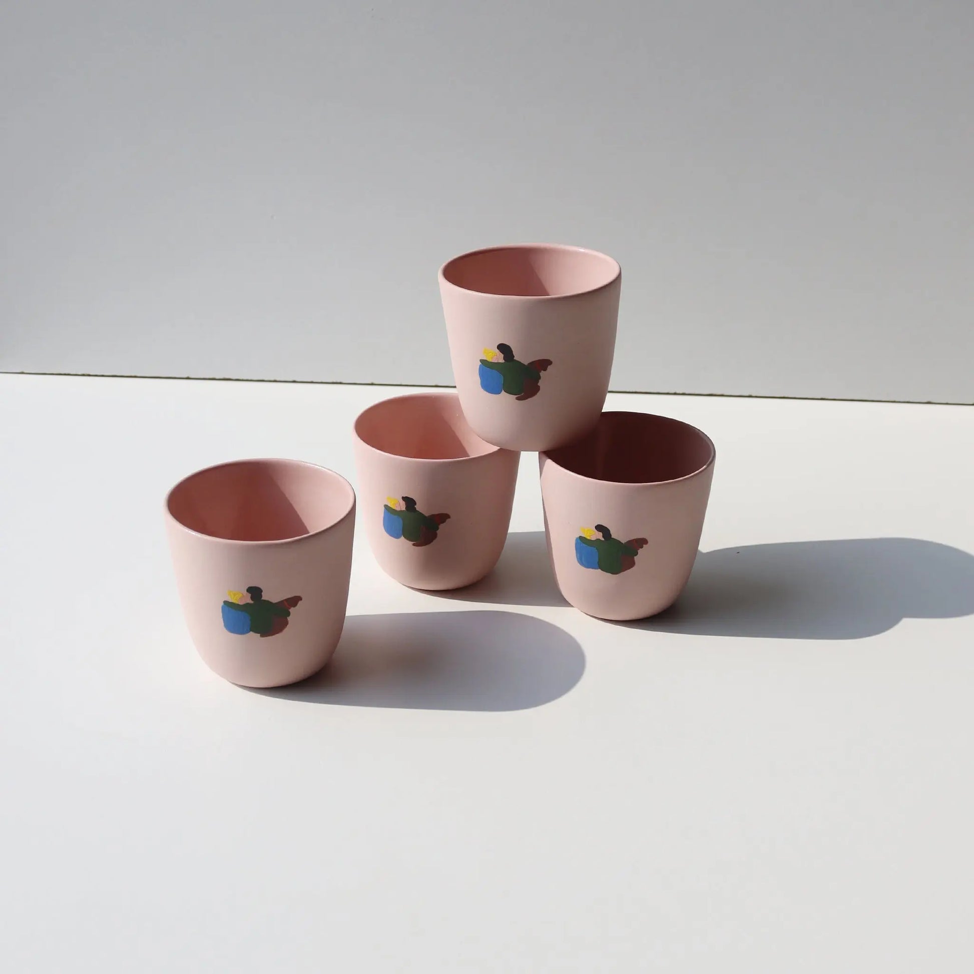 Family Medium Cup Pink Top Top