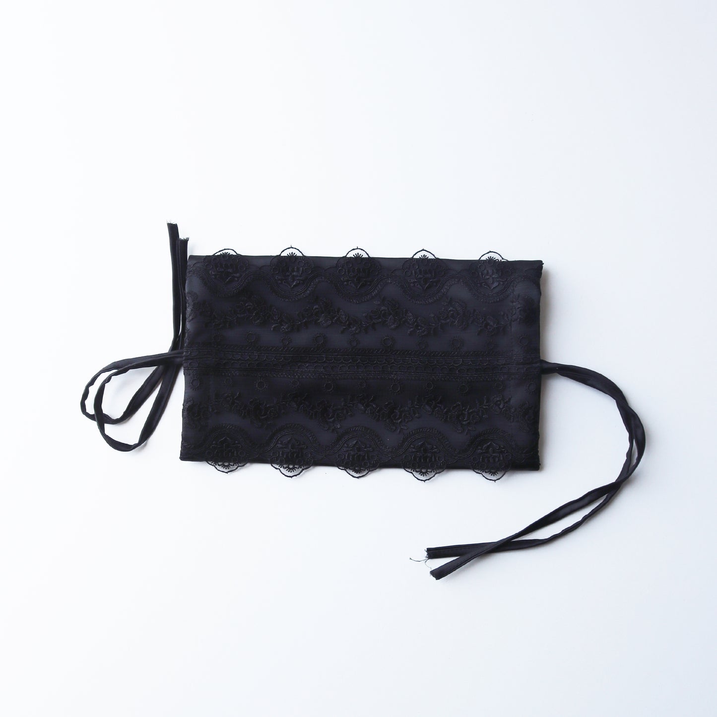 Soft Tissue Cover Black with Black Lace - Pieces SA