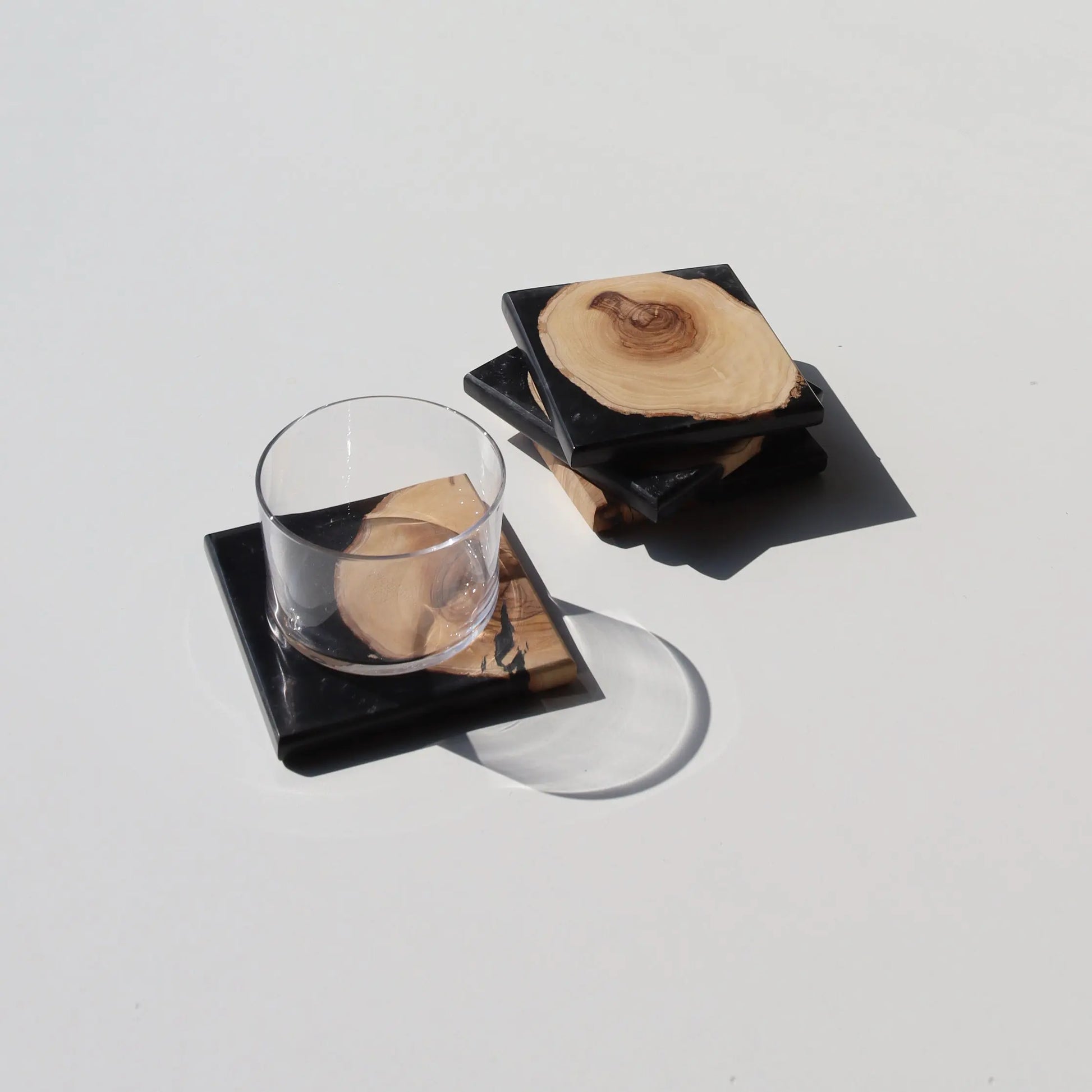 The Teak Coasters Apercu