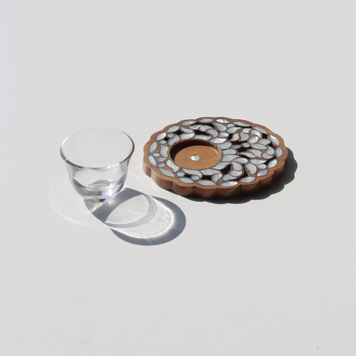 Coaster Sadaf Perforated with Arabic coffee cup Kanzaman