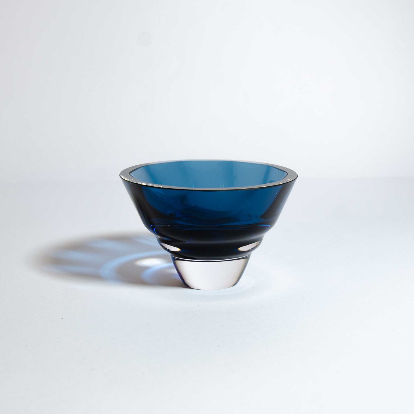 Underlay Blue Smoke Royal Marika Bowl