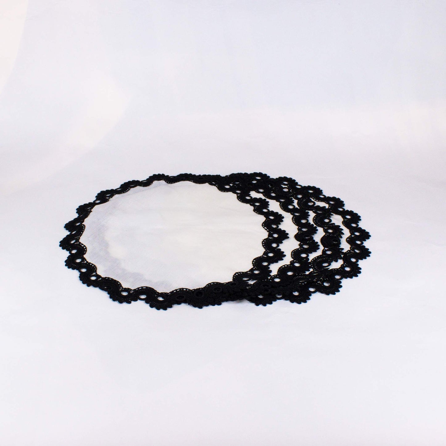 Elizabeth Placemat Black Lace Set of 4