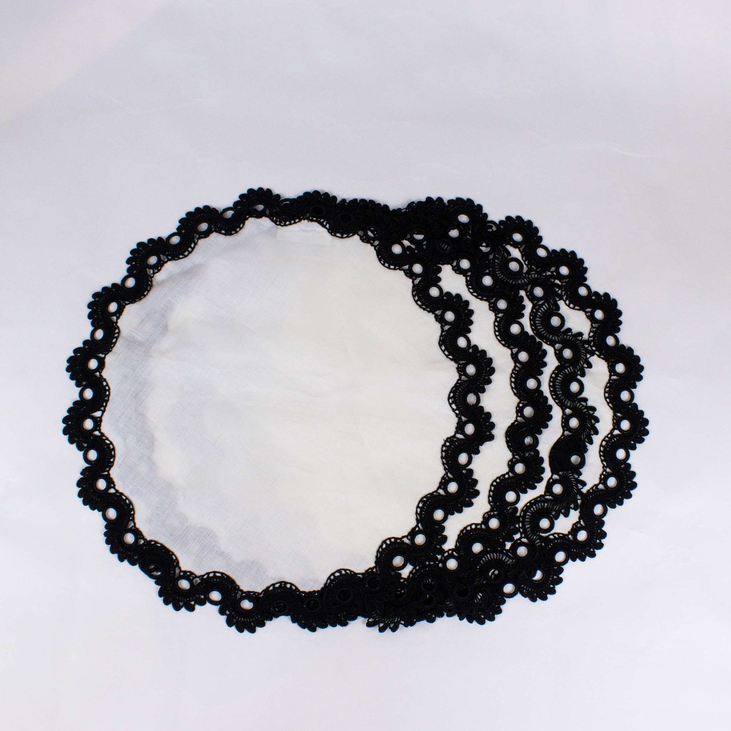 Elizabeth Placemat Black Lace Set of 4