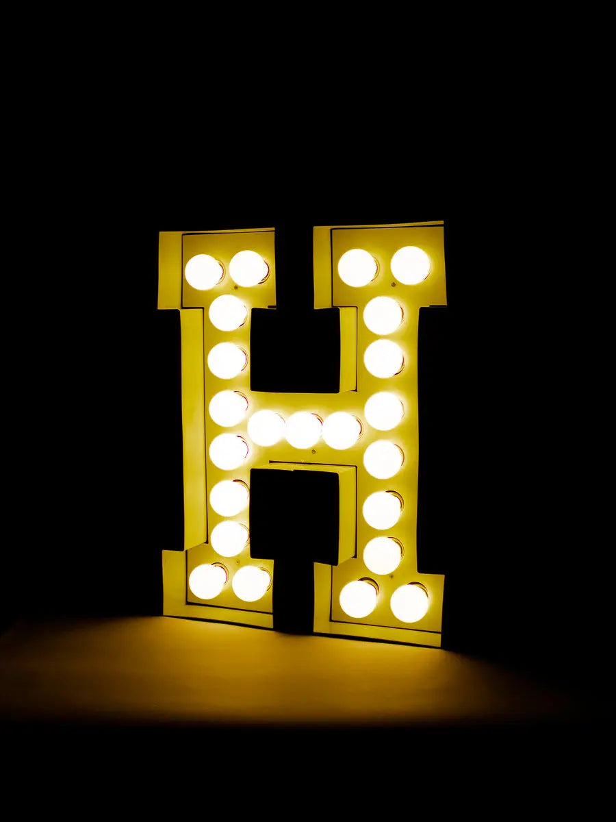 Vegaz Metal Letter H - Pieces SA