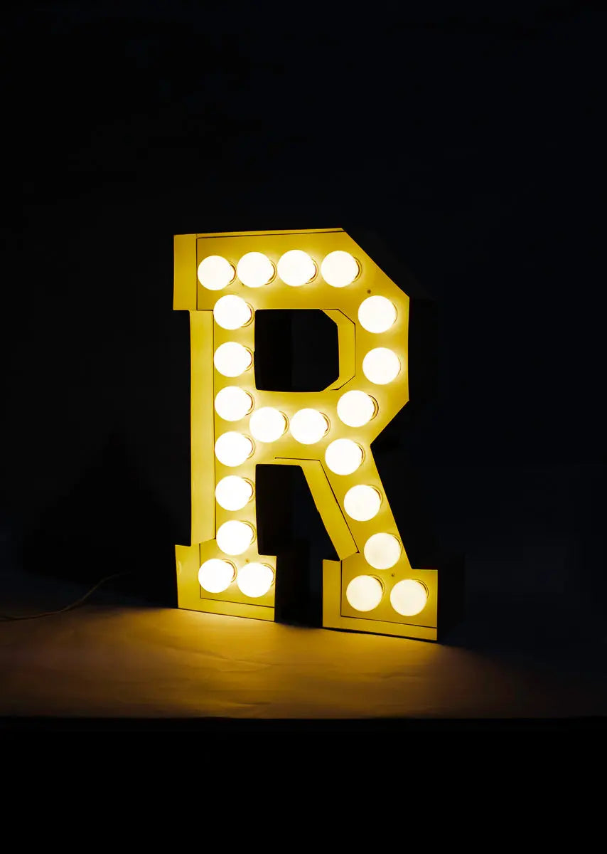 Vegaz Metal Letter R - Pieces SA