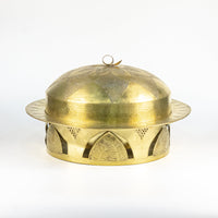 Load image into Gallery viewer, Gold Hammered Buffet Plate xccscss.
