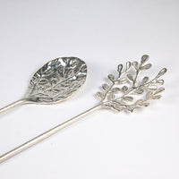 تحميل الصورة في عارض المعرض، Serving Set Imli Leaf Shiny Silver Accessories Pieces 
