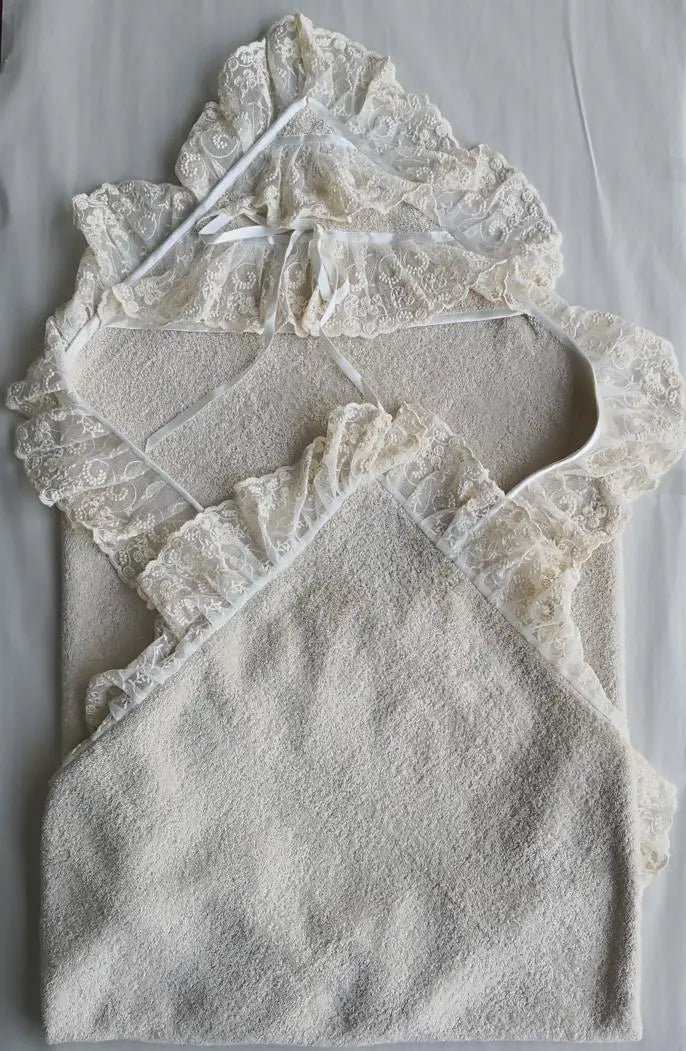 Baby Towel Lace Frame Beige - Pieces SA