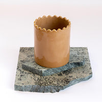 Load image into Gallery viewer, Medium Right Vase Pot Tazza Sand Gold Ceramic
