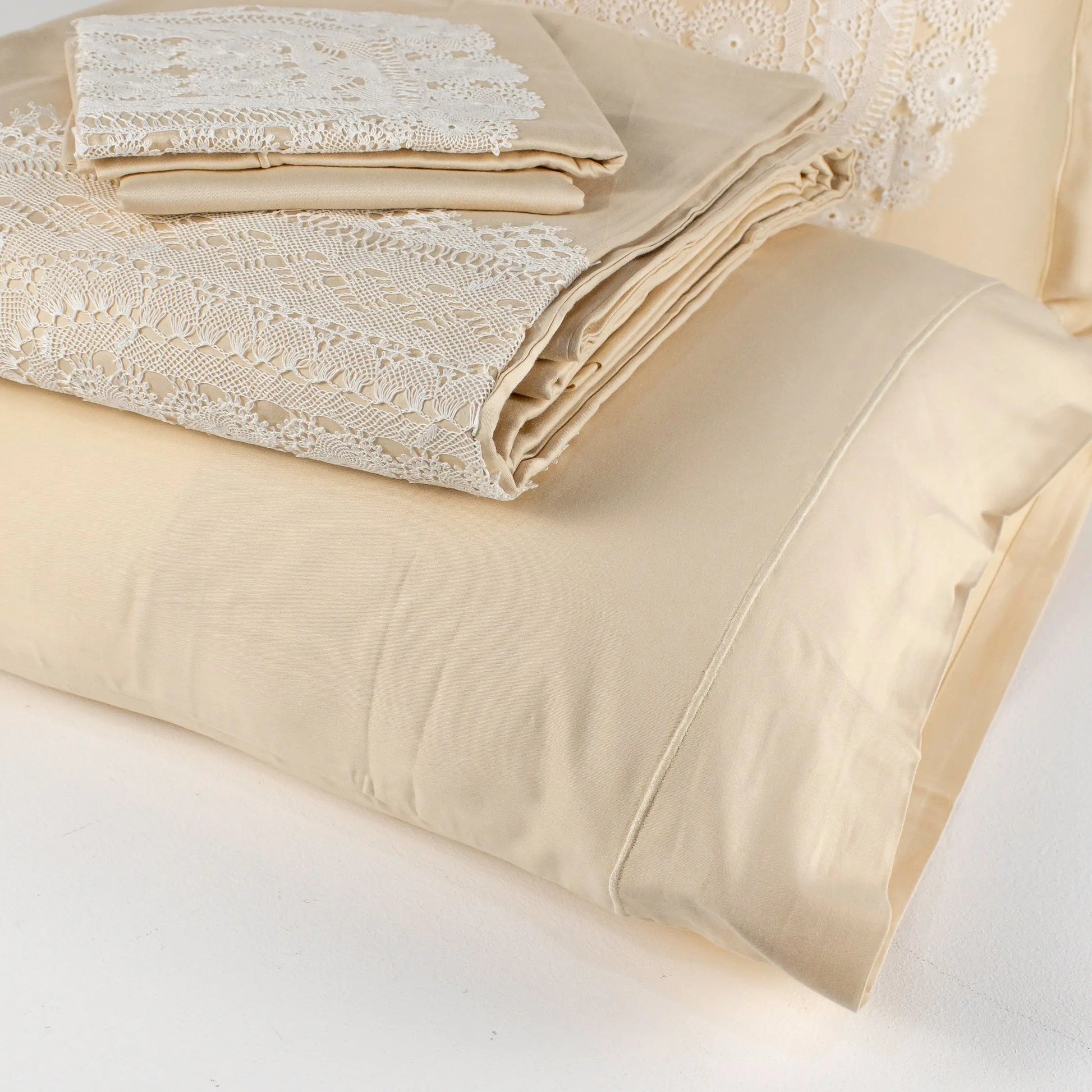 Bed Set Beige with Cream Lace - Pieces SA