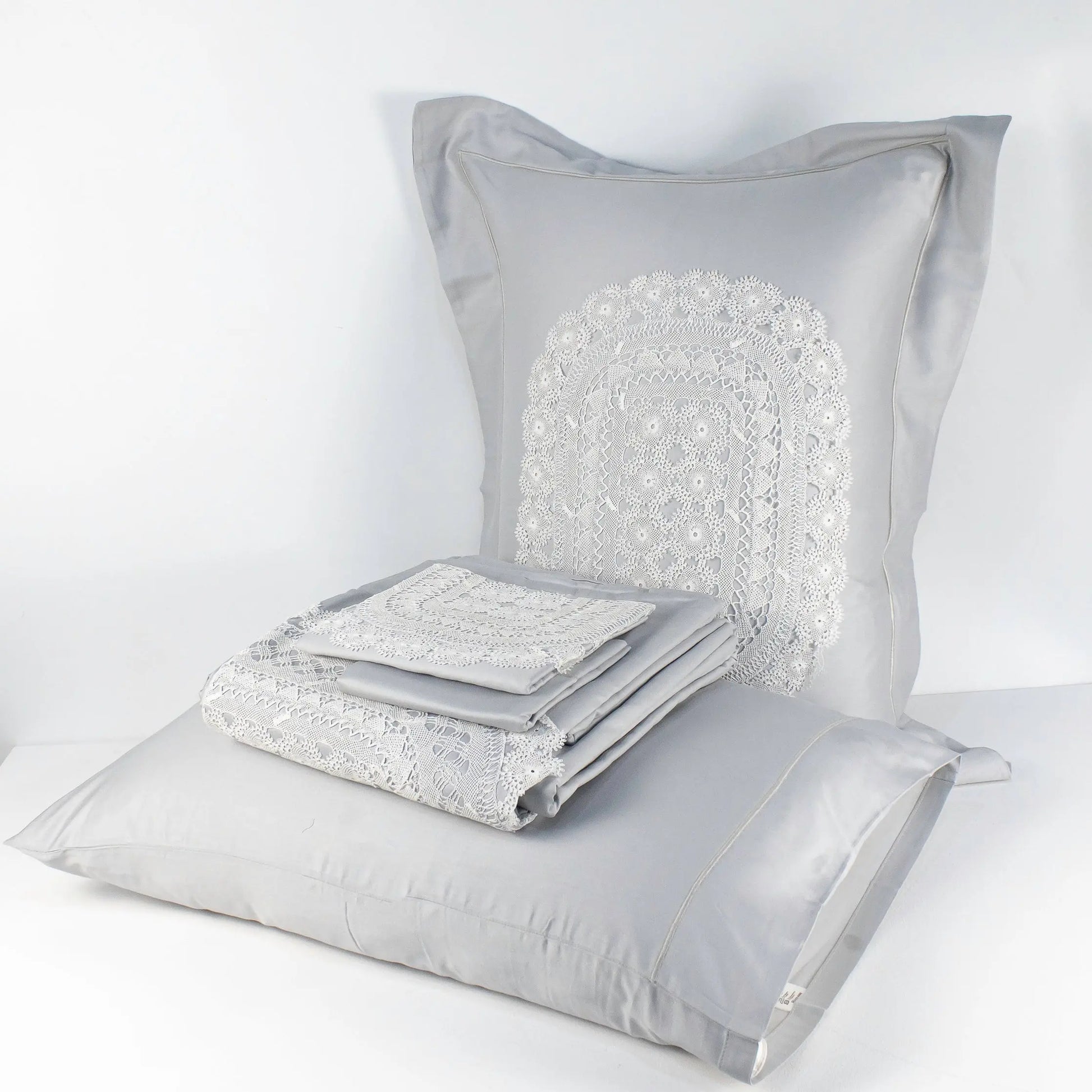 Bed Set Grey With Cream Lace - Pieces SA