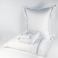 Load image into Gallery viewer, Bed Set White With Dark&amp;Light Blue Lines
