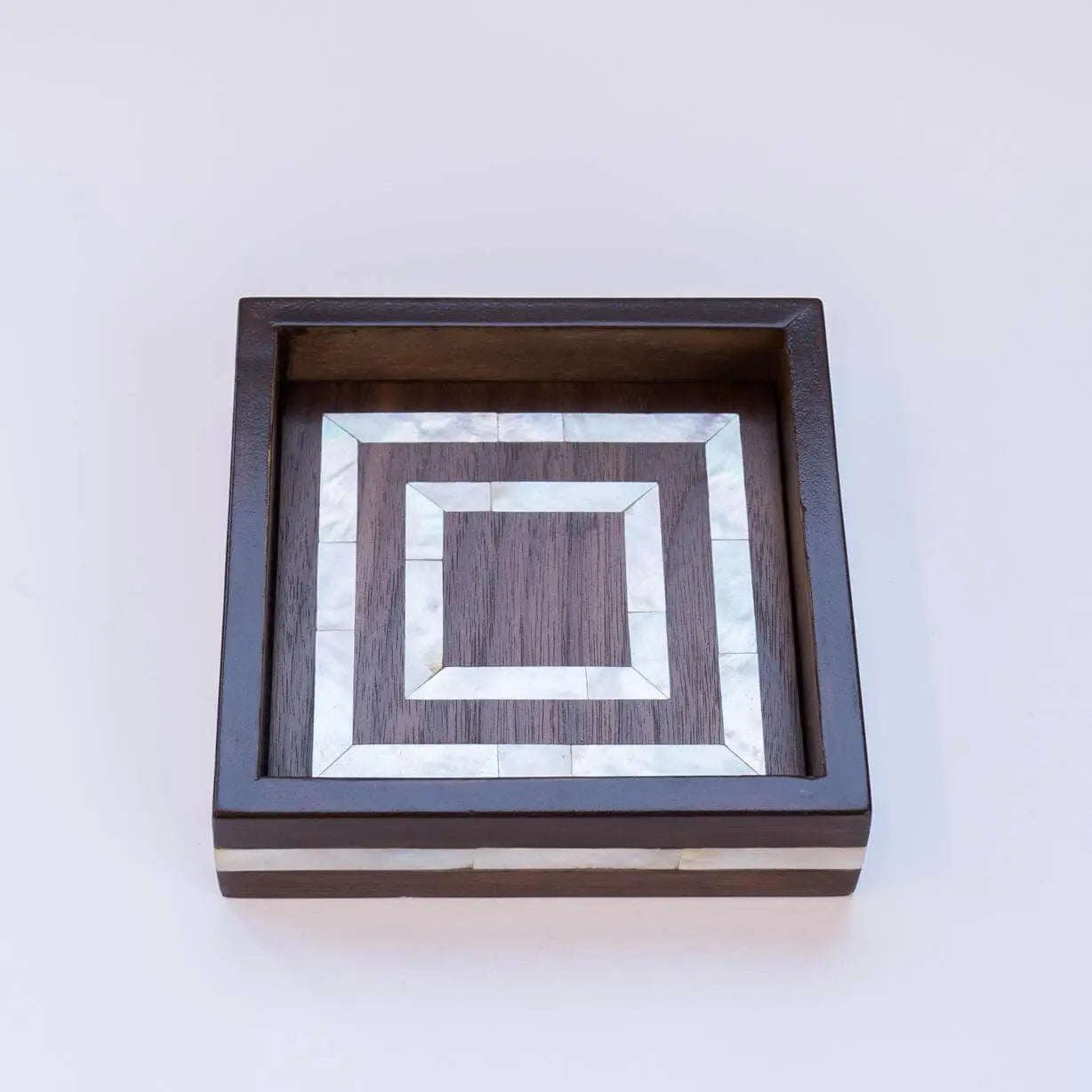 Box Sadaf Engraved Square - Pieces SA