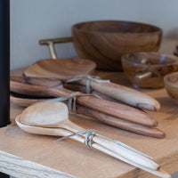 Load image into Gallery viewer, Salad Spoons Olive Wood Small
