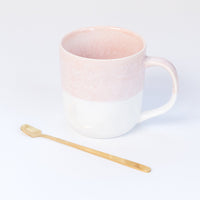 Load image into Gallery viewer, Pink Winding Cup With Gold Spoon 370ml xccscss.
