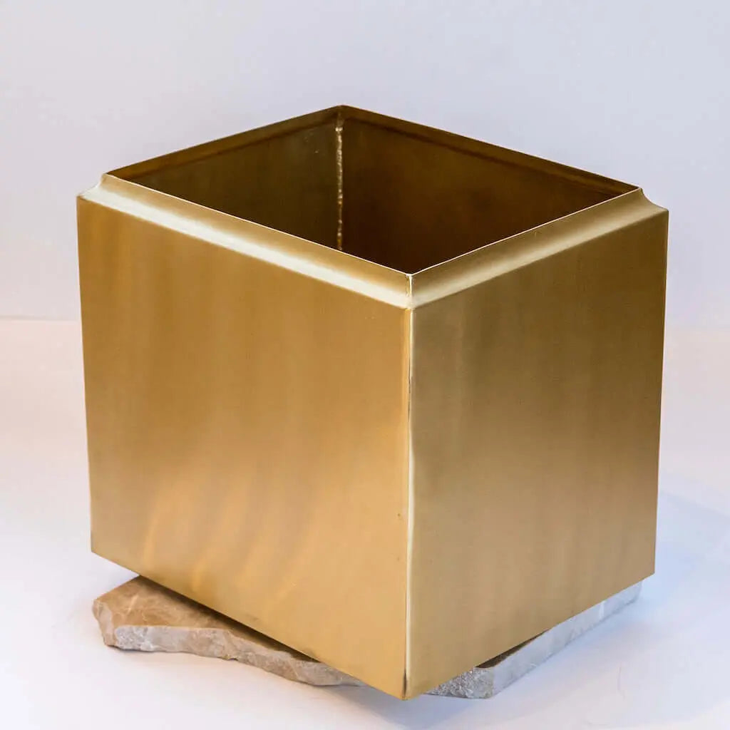 Brass Planter Plain Kamil Corporation