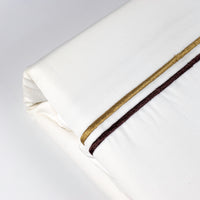 Load image into Gallery viewer, Kassatex Chocolate Linen Queen Duvet Cover
