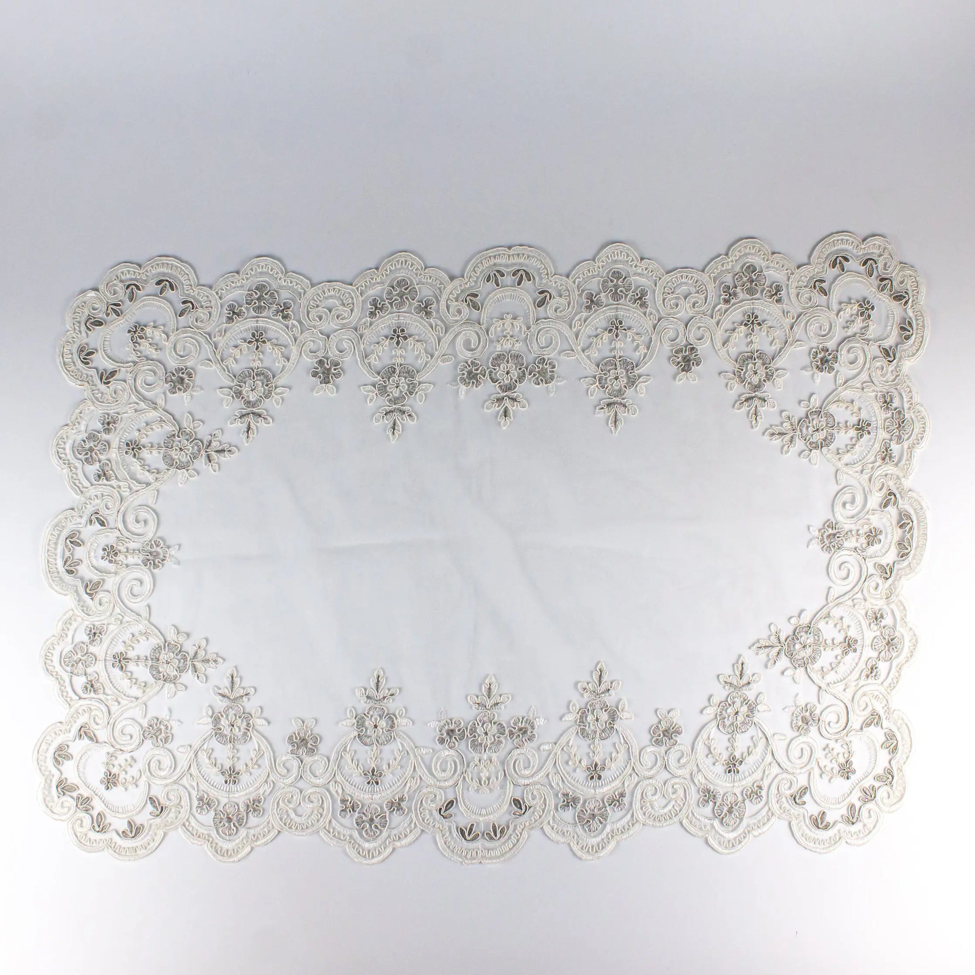 Net Tray Cloth Runner - Pieces SA