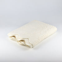 Load image into Gallery viewer, Bath Towel Scallop Cairo Ivory
