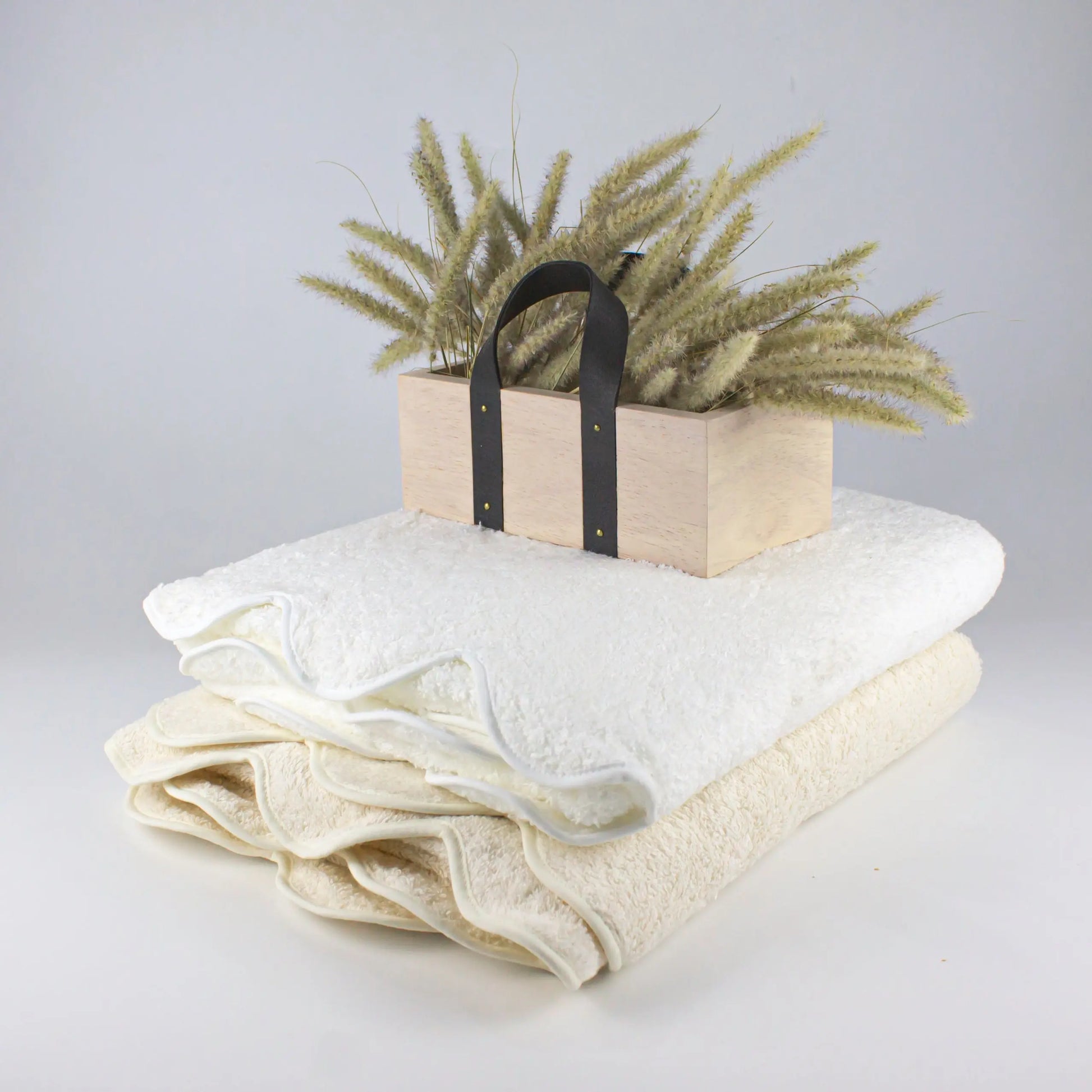 Bath Towel Scallop Cairo White - Pieces SA