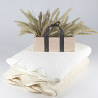 Load image into Gallery viewer, Bath Towel Scallop Cairo White
