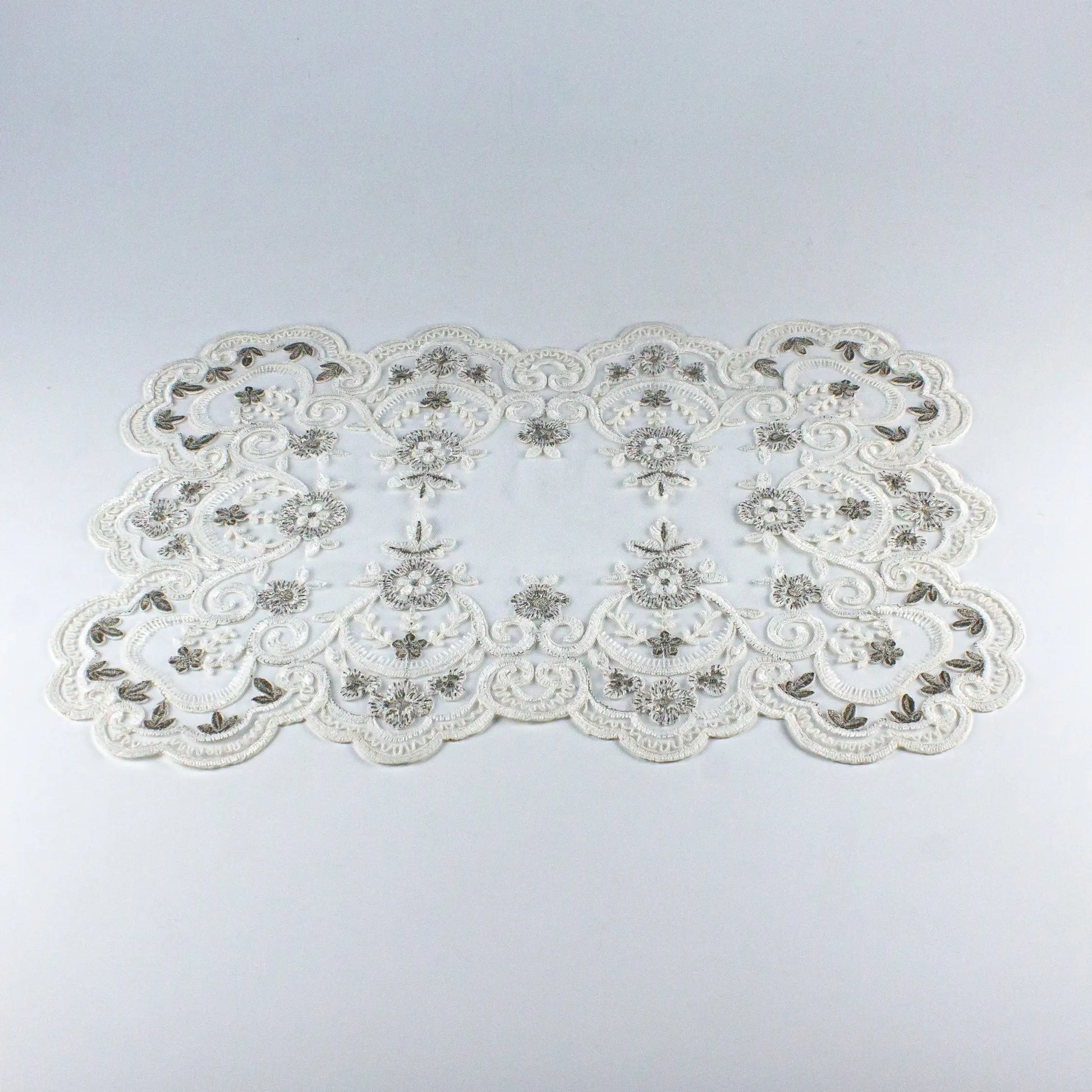 Tray Cloth Net Lace Rectangular Silver - Pieces SA