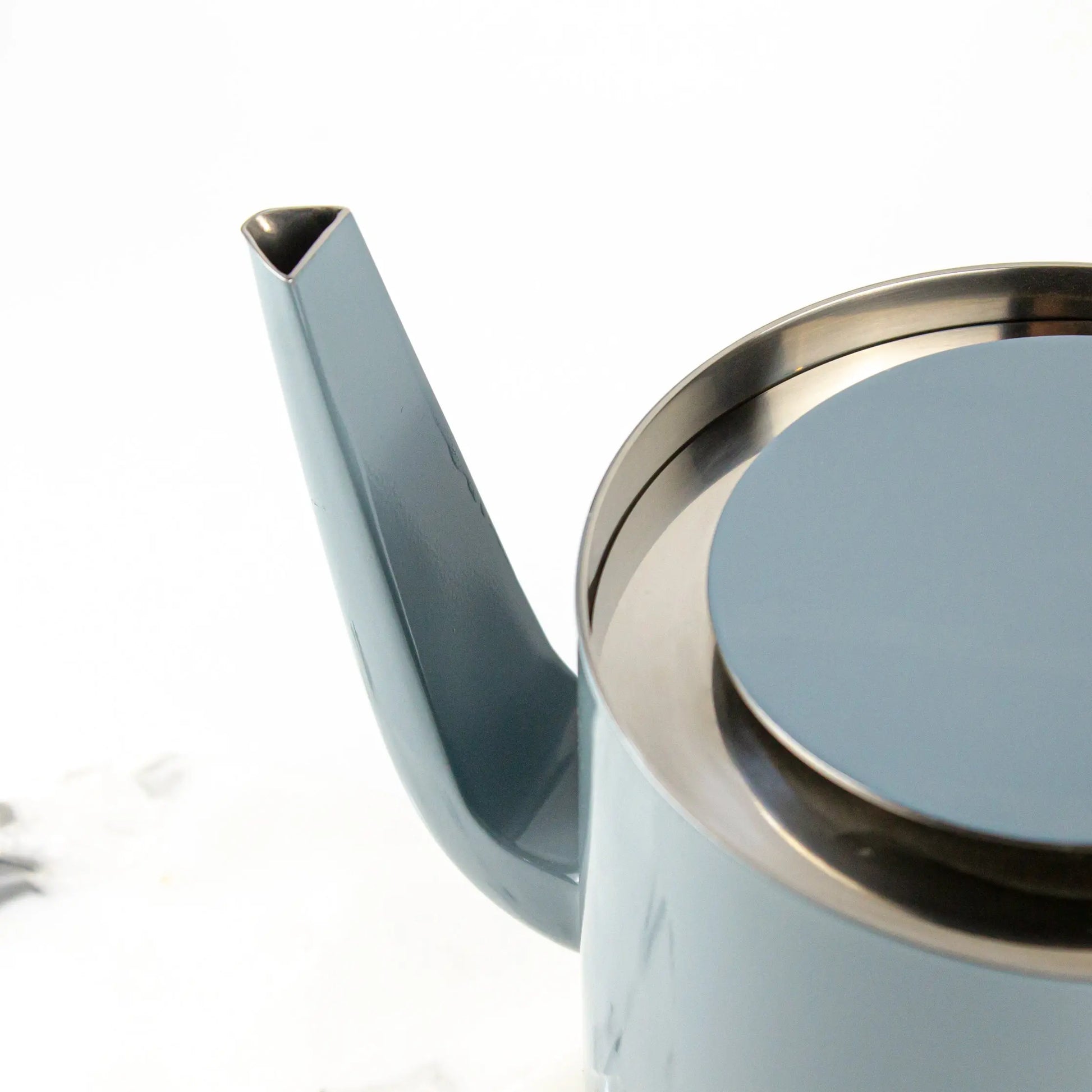 Arne Jacobsen Tea Pot - Pieces SA