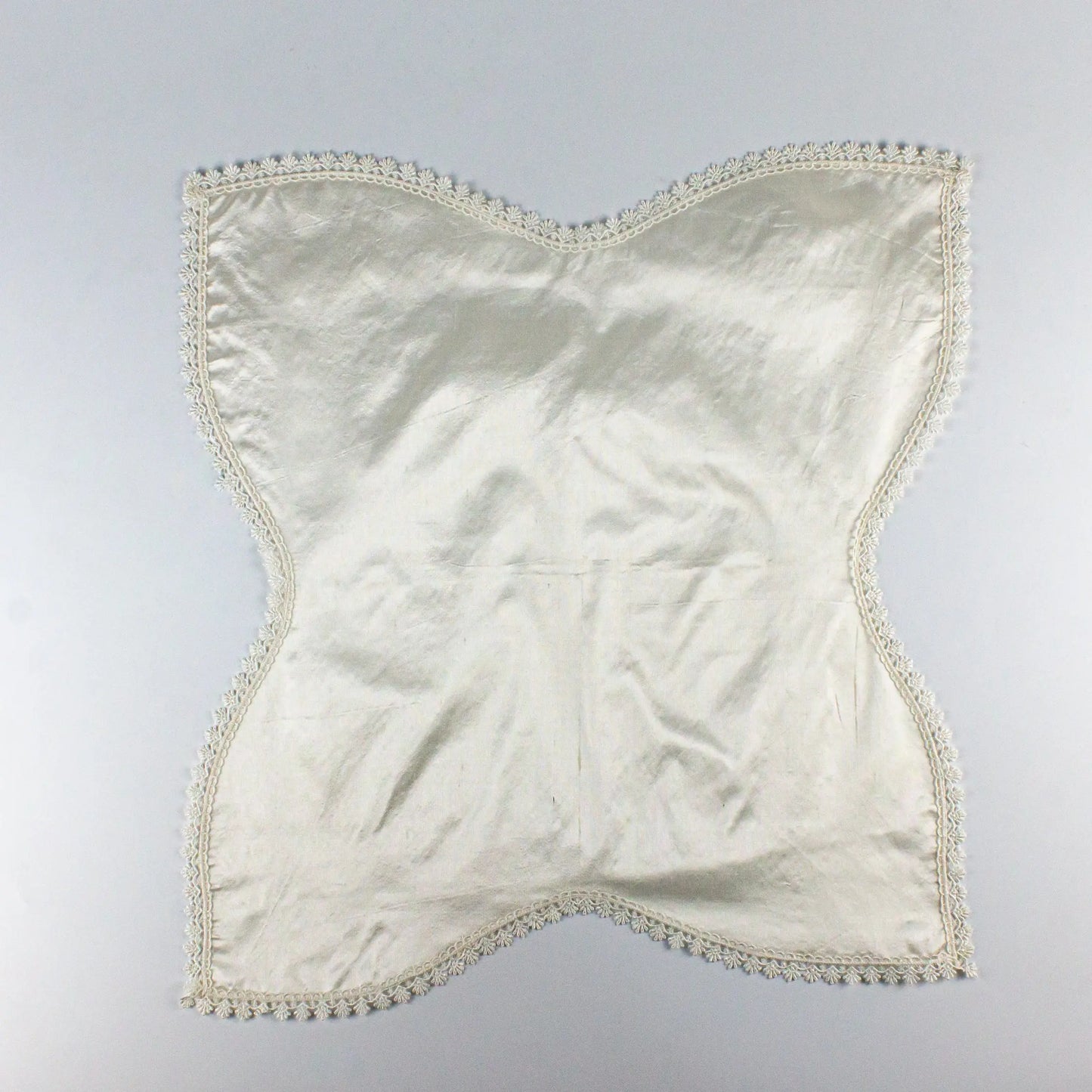 Shantung Bread Linen White with Lace - Pieces SA