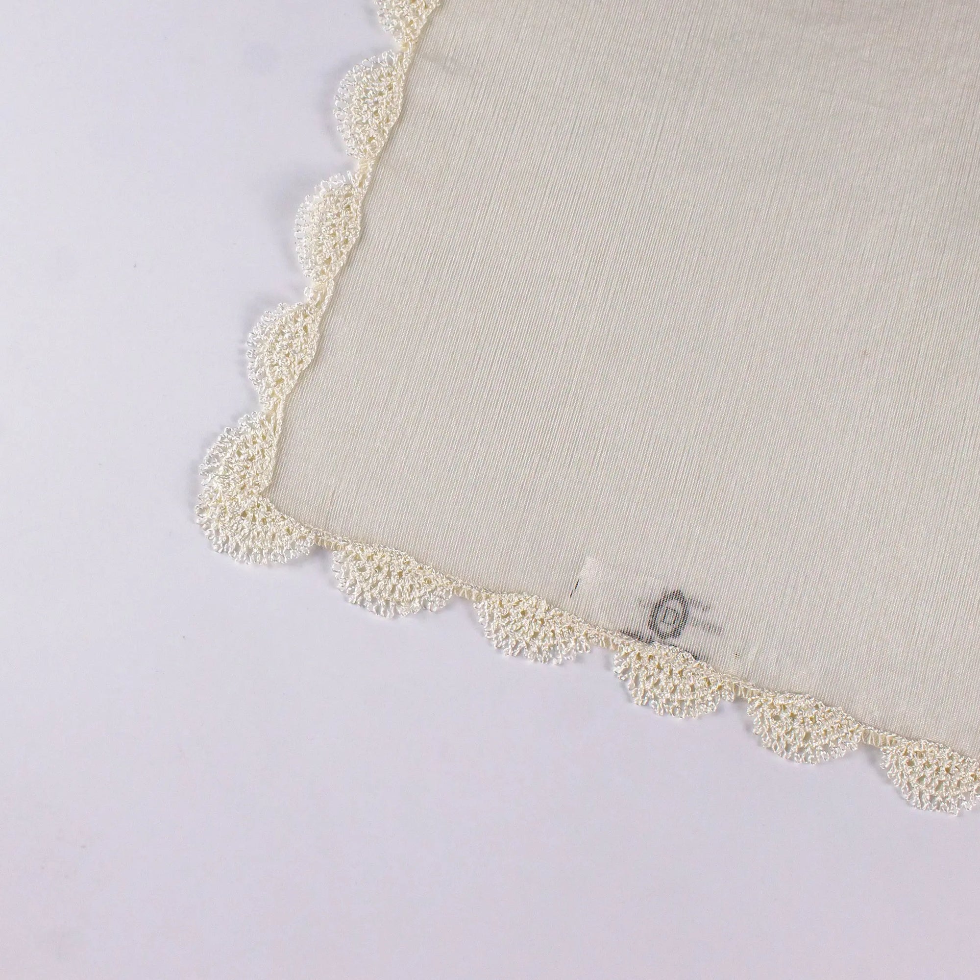 Table Cloth Square Ecru with Lace - Pieces SA