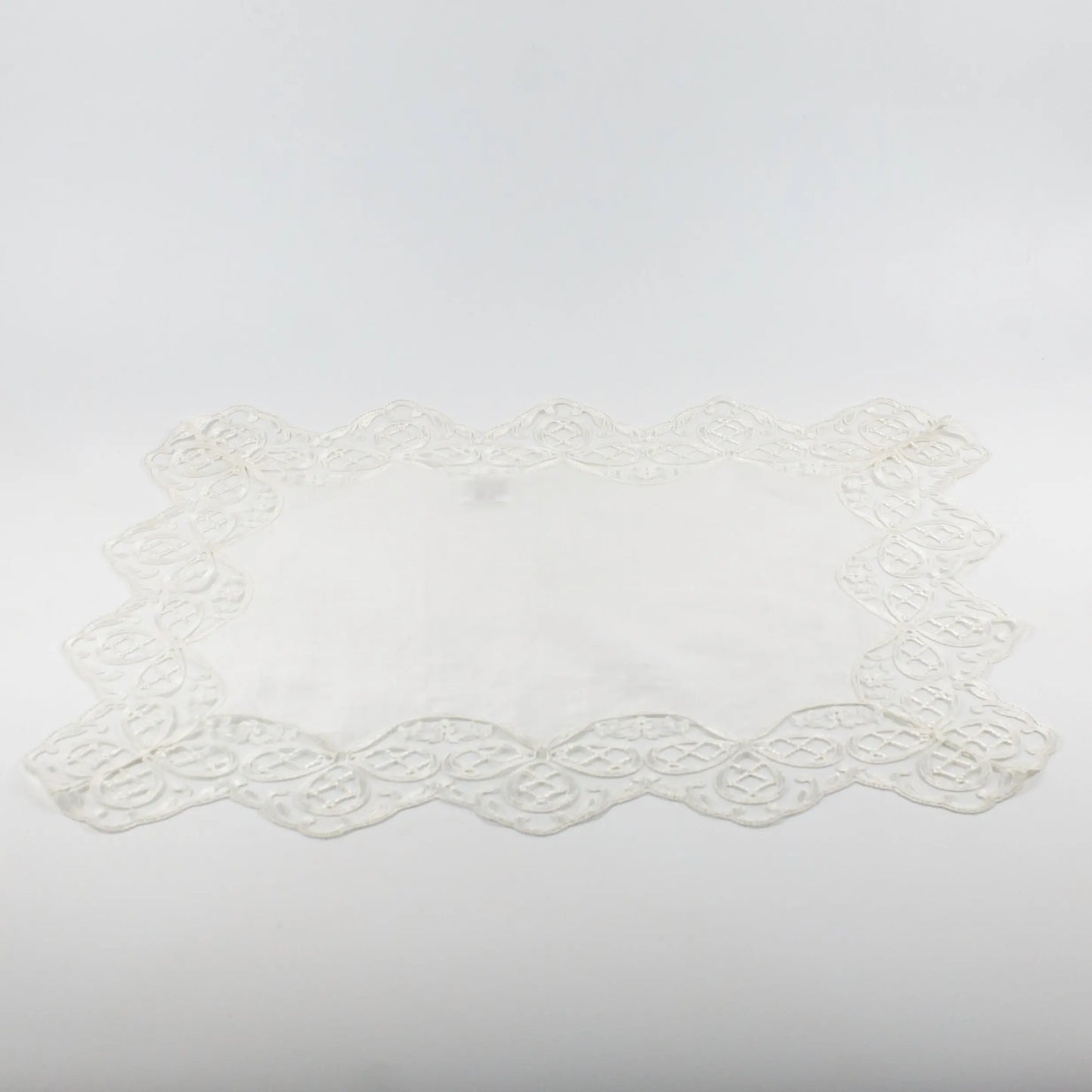 Table Mat off White Linen with Lace - Pieces SA