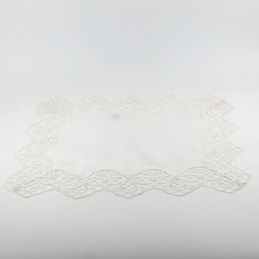 Table Mat off White Linen with Lace - Pieces SA