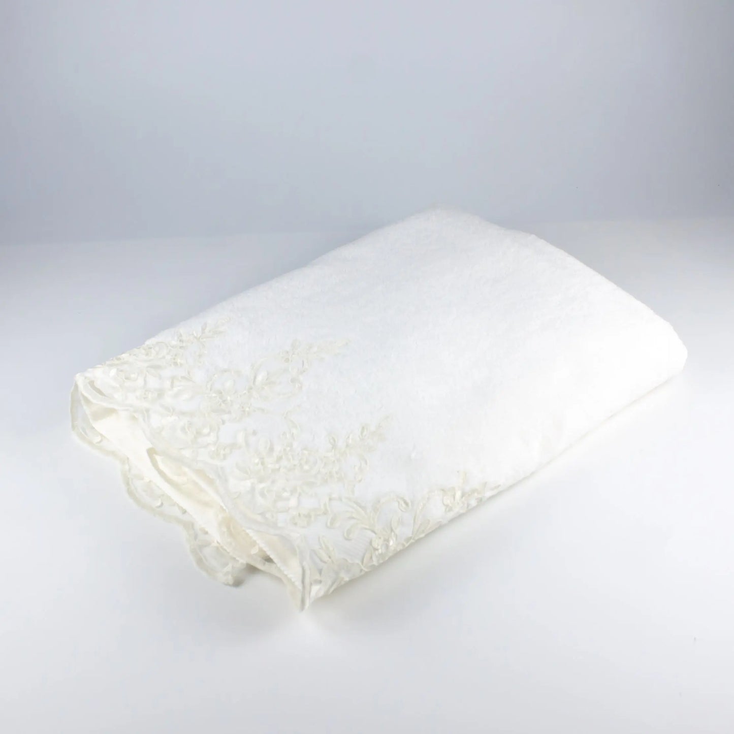 Bath Towel with Ecru Flower Lace - Pieces SA