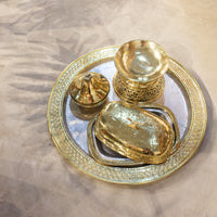 Load image into Gallery viewer, Plate With Cover Handle Bird Shape Gold
